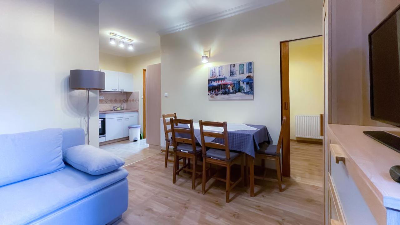 Ozkut Apartmanhaz Olmod Exteriör bild