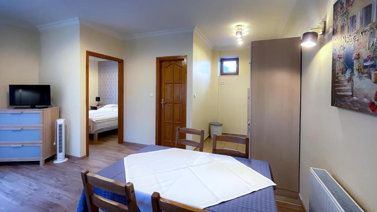 Ozkut Apartmanhaz Olmod Exteriör bild