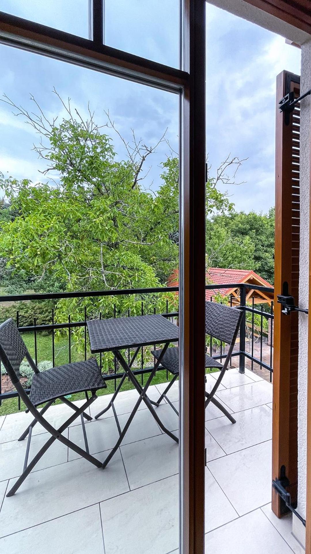 Ozkut Apartmanhaz Olmod Exteriör bild